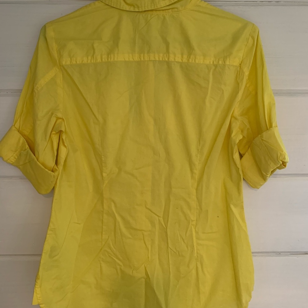 Brand new button down 3/4 sleeve shirt